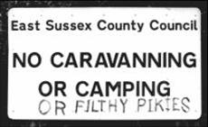 No Travellers sign. Simon Evans Photographer