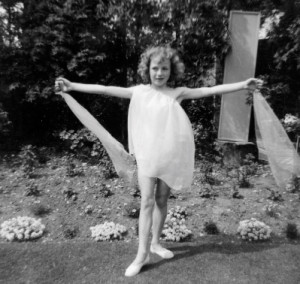 Black and white picture of girl posing