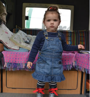 Picture of young girl at Horsdean Transit site