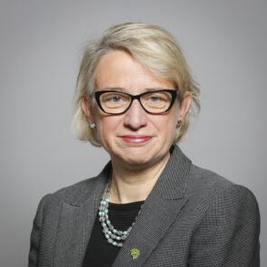Natalie-Bennett-295x305